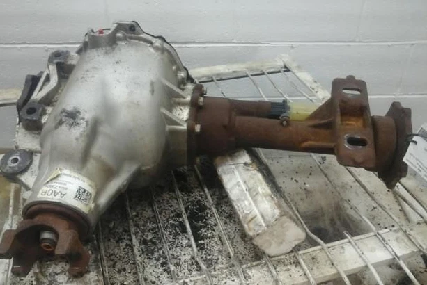 Chevrolet Silverado 2500 3500 2015-2016 portador diferencial delantero relación 4,10 Foto 1 de 4