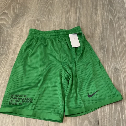 Nike Oregon Ducks Shorts Green/Black Men’s Size: 2XL NWT Loose Fit Cover