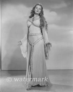 ACTRESS RHONDA FLEMING - 8X10 PUBLICITY PHOTO - Picture 1 of 1