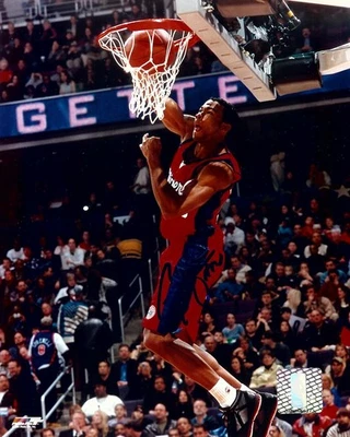 Corey Maggette Firmado Autografiado 8X10 Foto Cortapelos Una Mano Dunk con Certificado de Autenticidad Foto 1 de 2