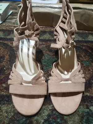 Mujer NiNE WEST Zapato de Vestir Heal Moda Usado Talla 10 M Excelente Estado Sin Caja Foto 1 de 3