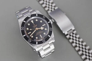 Tudor Black Bay 54 | Pulsera Tudor sin usar Y pulsera adicional estilo jubileo - Imagen 1 de 24