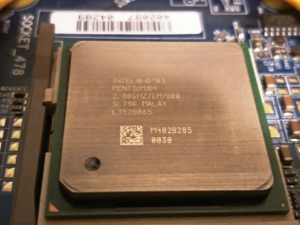 EC. Intel PENTIUM IV 2.80GHZ/1M/800 CPU - SL79K - (USED) - Image 1 of 1