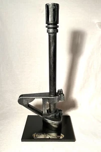 Support display stand for Colt M16 A1 Birdcage bayo. with engraved metal plate - Picture 1 of 5