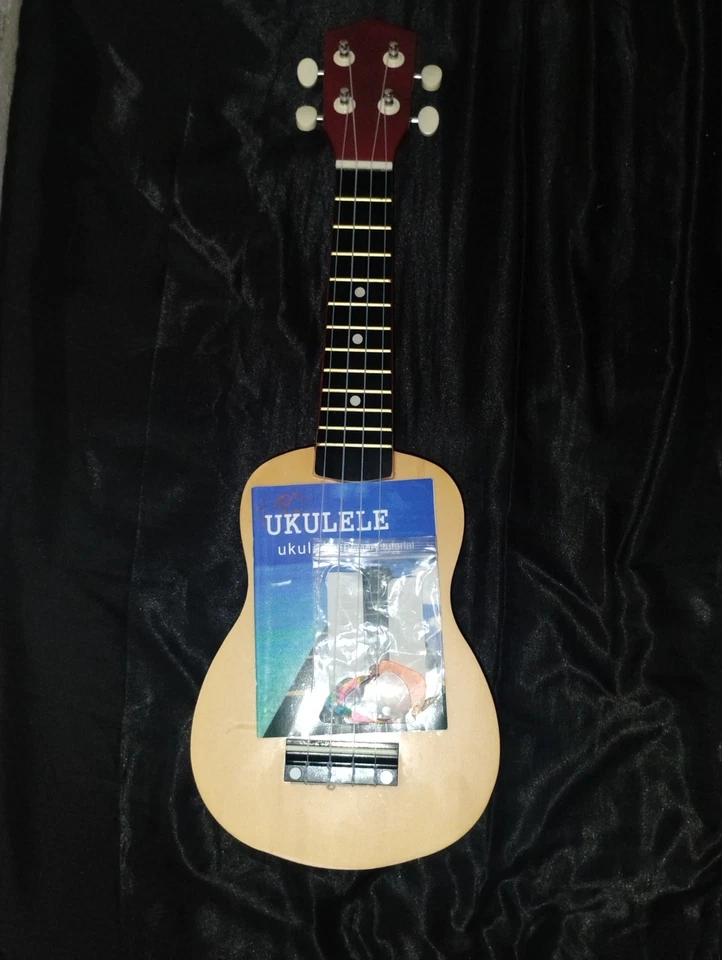 Pomaikai Soprano Wood Ukulele Rainbow Starter Uke Hawaii Kids Guitar 21 Black