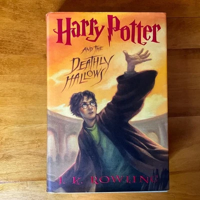 Harry Potter & Deathly Hallows 1st Edition July 07 Hardcover Book RARE Error - Image 1 of 4