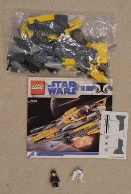 LEGO 7669 Anakin's Jedi Starfighter Completo con R2D2 Foto 1 de 2