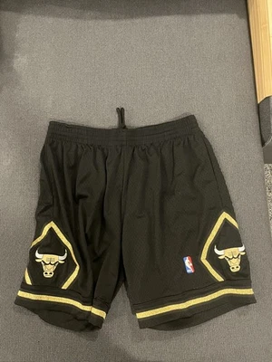 Mitchell & Ness HWC Chicago Bulls Shorts Swingman Custom Altered  Size XL - Image 1 of 4