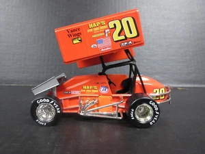 1996 Jeff Gordon # 20 "Hap's Engines" Sprint Car 1:24 Scale RCCA - Picture 1 of 3