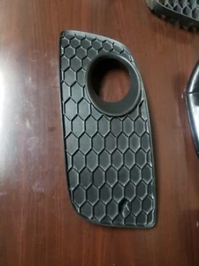 05-10 VW Jetta GLI GTI MK5 LH Lower Fog Light Grill Grille OEM *1K0853665S #B4-2 - Picture 1 of 4