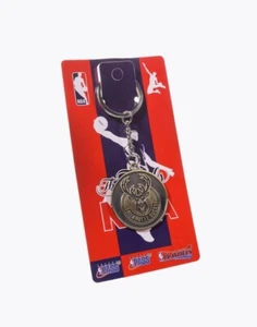 NBA Milwaukee Bucks Basketball Metal Gold Keychain NEW Giannis Antetokounmpo - Picture 1 of 3
