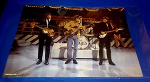 THE BEATLES VINTAGE ITALY POSTER MILANO #1024 27"x 38" EDIZIONI QUADRIFOGLIO 🔥 - Picture 1 of 8