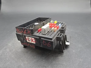 GM FUSE BOX 15826039 - Bild 1 von 7