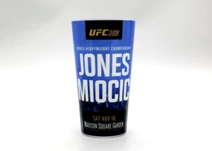 Jones Miocic World Heavy Weight Championship MSG Cup - Bild 1 von 4