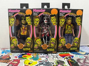 Conjunto de 3 figuras infantiles de disfraz de monstruo de Ben Cooper que brillan en la oscuridad - Imagen 1 de 5