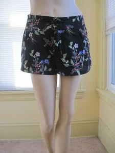 Pantalones Cortos de Tablero Estampados Athleta Hudson Negros Botánicos Bolsillos Florales Talla 0 Usados en Excelente Condición - Imagen 1 de 5