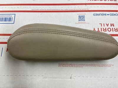 2000-2006 GMC Yukon Tahoe Suburban Front RH Side Armrest Light Beige Leather - Image 1 of 4