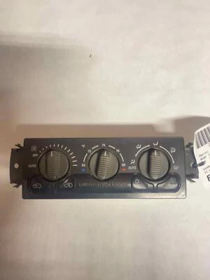 Calentador control CA GMC SIERRA 3500 05-07 ID#15060162 Foto 1 de 4