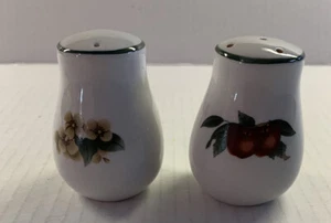 Fruit Floral Design Salt Pepper Set - Picture 1 of 6