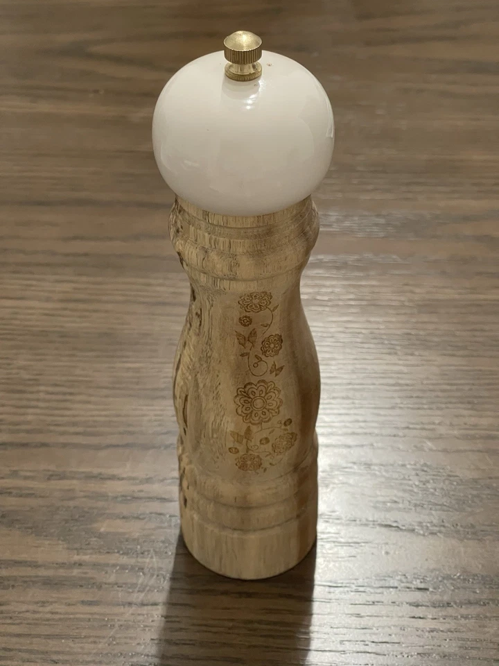 Pioneer Woman Pepper Grinder Mill Cream Carved Acacia Wood Farmhouse NEW - Image 1 of 4