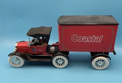 Vintage ERTL Coastal 1918 Ford Model T Runabout Truck & Trailer Coin Bank W/key - Image 1 of 4