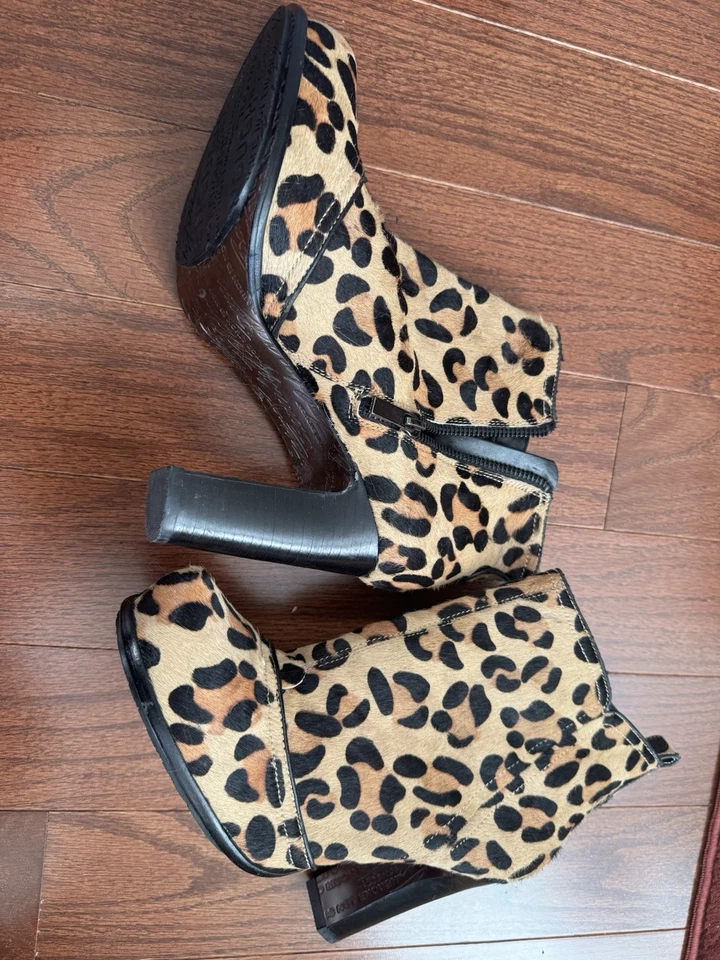 Botines Beverly Feldman Cremallera Lateral Estampado Leopardo Talla US 8.5 Foto 1 de 1