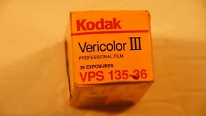 Película a color Kodak Vericolor III 160 ISO 35 mm 36 exposiciones VPS 135-36 1534460 - Imagen 1 de 3