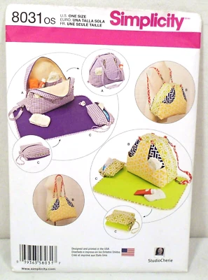 Simplicity Pattern 8031 2 Styles Convertible Diaper Bag Changing Pad - Image 1 of 2
