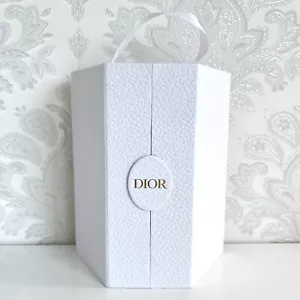 DIOR ⭑ Le 30 Montaigne - Iconic Miniature Fragrance Empty Display Case 2022 - Picture 1 of 5