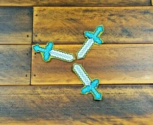 3 Patches Iron-On Sword Lego Alex Steve Diamond Tool Embroidered Video Game - Bild 1 von 1
