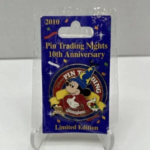 Disney DLR Pin Trading Nights 10th Anniversary Sorcerer Mickey Pin LE Of 500 NEW - Picture 1 of 2