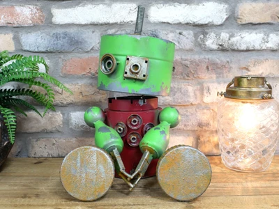 Metal Robot “Orbit” – Quirky Red & Green Garden Ornament with Wobbly Parts - Image 1 of 4