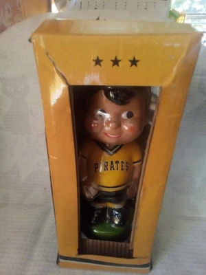 PITTSBURGH PIRATES VINTAGE BOBBLEHEAD BOY 2019 SEASON TIX HOLDER NIB - Image 1 of 4