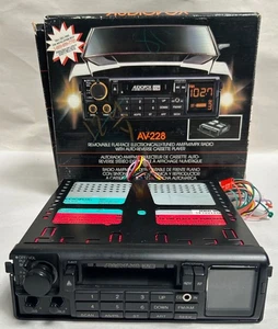 Vintage Audiovox Model AV-228 AM/FM Car Stereo Deck Cassette Player (A20) - Foto 1 di 13