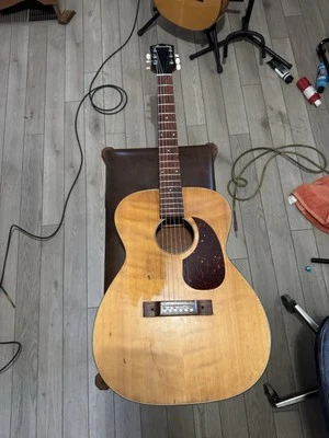Harmony Acoustic Guitar Vintage - Image 1 of 4