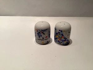 Beautiful Painted Spanish salt and pepper shakers - Picture 1 of 6