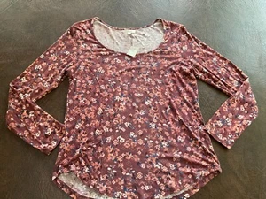 Women's Size L MAURICES Top Long Sleeve Plum Floral Scoop Neck - Picture 1 of 5