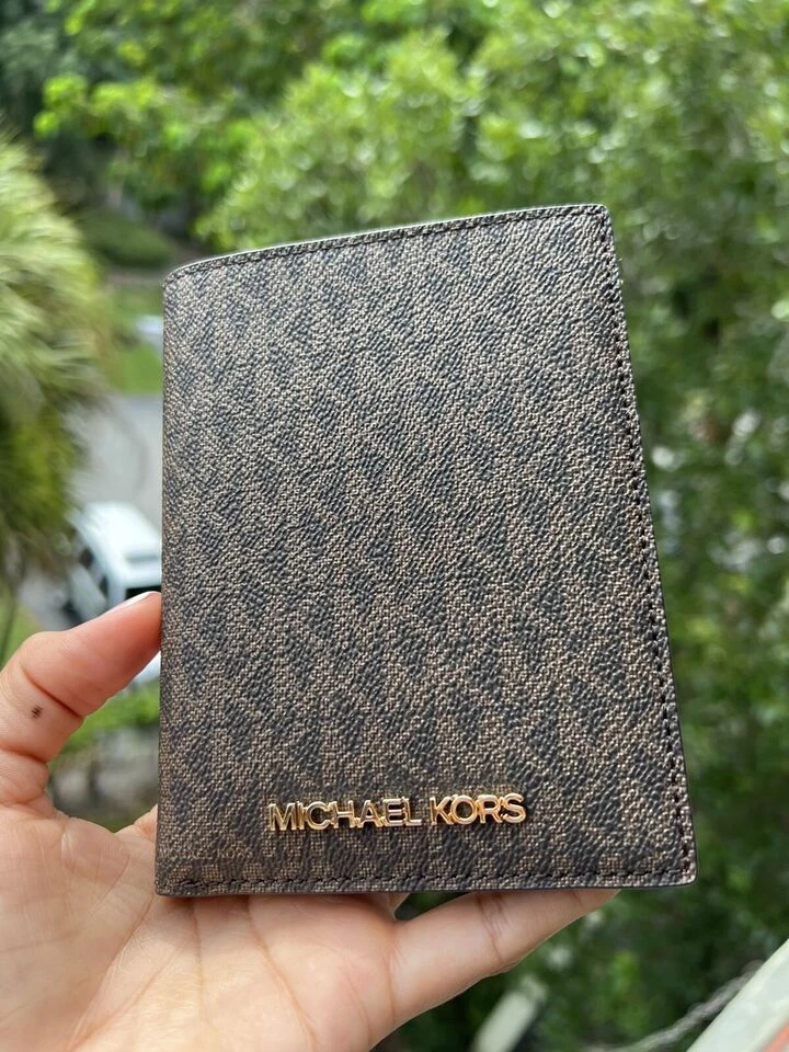 Michael Kors Jet Set Travel Passport Case Wallet MK Logo Brown Gold Tone