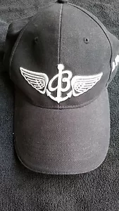 CHAPEAU BREITLING BLEU MARINE AVEC BLANC et ROUGE - Photo 1/8