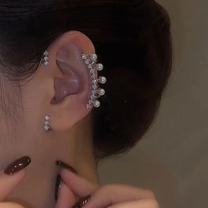 2 Pcs Ear Cuff Earrings Miss Man for Sensitive Ears Women Bone Clips - Picture 1 of 12