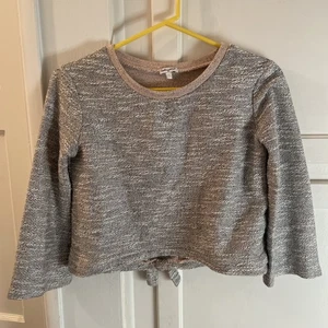 Splendid Girl's Sweater Size 12 cropped knit long sleeve round neck, tie back - Picture 1 of 5
