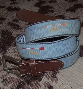 PETER MILLAR bestickter Canvas & Leder Golfgürtel MERION GOLFSCHLÄGER Gr. 36 blau - Bild 1 von 8