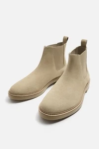 Zara Chelsea Style Boots Leather Upper. Two Side Elastic Pieces. Rounded Shape - Picture 1 of 5