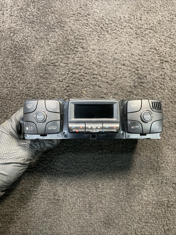 2000-2006 Mercedes S500 CL500 AC Heat Climate Control Switch OEM 2208301185 - Image 1 of 4