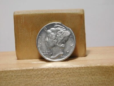 1944-P Mercury dime error struck on clipped planchet, also with small edge pinch - Image 1 of 4