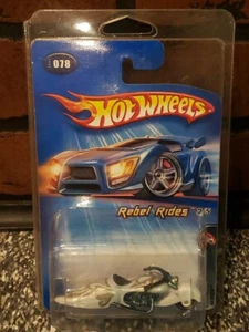 2005 Hot Wheels Rebel Rides W-Oozie White Chopper Motorcycle #3/5 1/64 #78 - Picture 1 of 6