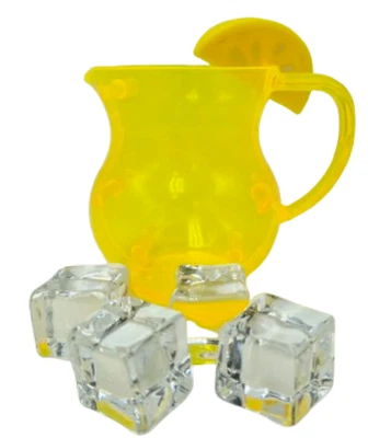 Jarra de limonada Play Food Little Tikes con cubitos de hielo y cuña de limón Foto 1 de 4