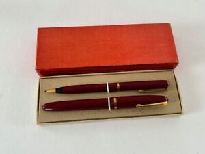 Vintage Wearever Fountain Pen & Pencil Set in Box