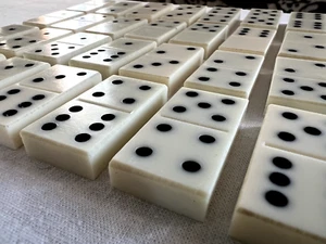 1970s Vintage Soviet (USSR) Dominoes Set In Original Box - Picture 1 of 18