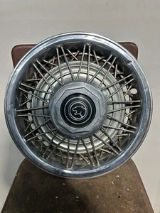 Mercury Cougar 1980 1981 1982 1983 1984 1985 1986 1987 1988 Hubcap Wire Wheel 14 - Picture 1 of 12